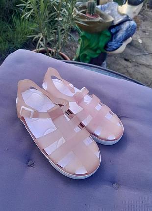 Дитячі шльопанці