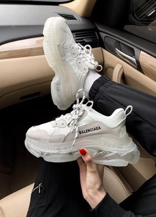 Шикарные кроссовки balenciaga triple s clear sole в белом цвете1 фото