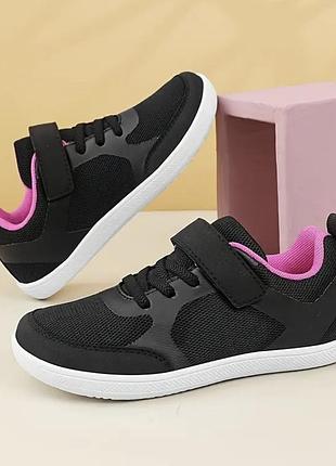 Кросівки, кеди