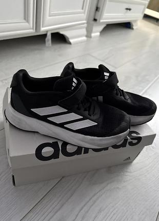 Кросівки дитячі