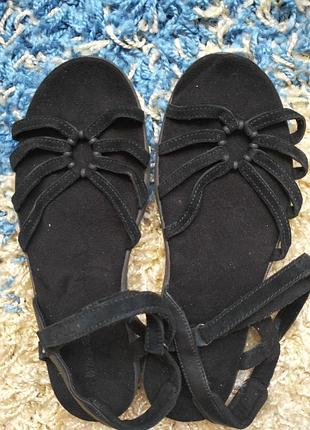 Босоножки женские кожаные teva