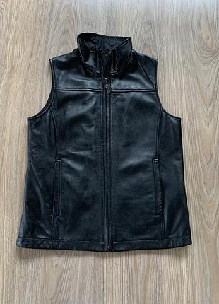 Женская стильная мягкая кожаная безрукавка жилетка colebrook outerwear