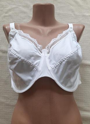 Бюстгальтер на косточках мягкая чашка. marks spencer