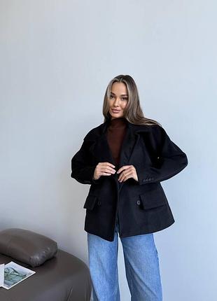 💎пальто оверсайз из кашемира - элегантность и стиль в каждой детали✨
мод. 059 | размер: 42–46 | цвет: черный