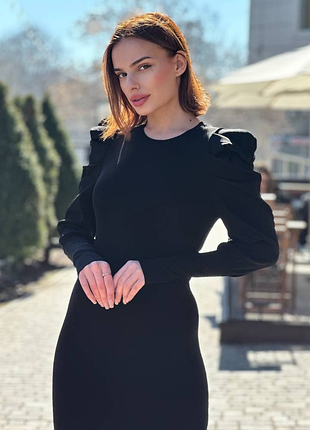 Р: ширина плечей: 26 см; напівобхват грудей: 34 см; напівобхват талії: 32 см; напівобхват стегон: 33 см; довжина рукава: 66 см; довжина виробу: 89 см;