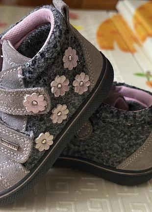 Хайтопи для дівчинки