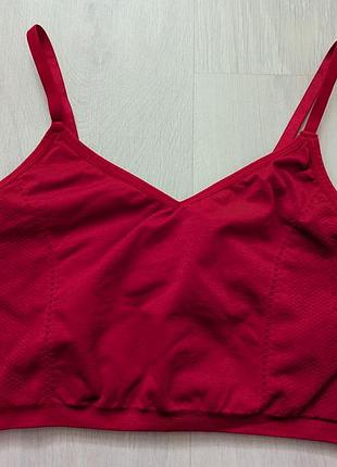 Червоний топ