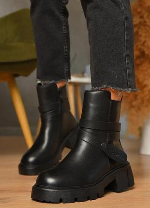 Ботинки модные