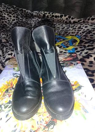 Зимние кожаные ботинки на шерсти