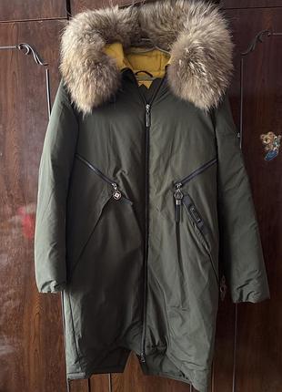 Пуховик зимовий жіночий l