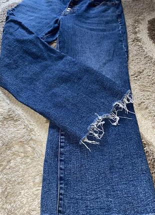 Трендові , брендові, вкорочені джинси