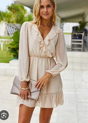 Платье шифоновое в горох, бежевое