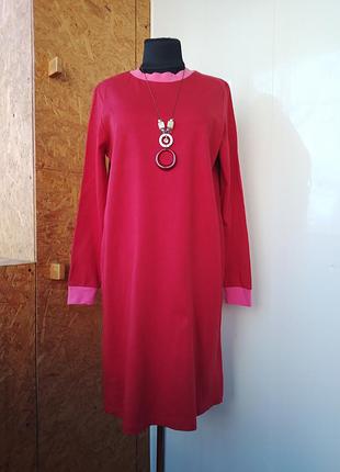 Брендовое вискозное трикотажное платье миди