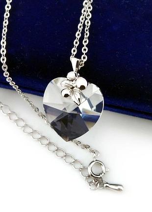 Колье хрустальное сердце, кулон на серебристой цепочке