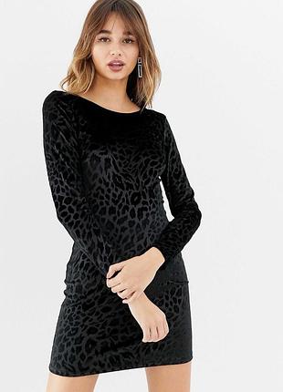 Жіноча сукня в леопардовий принт