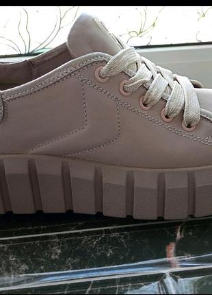 Кожаные туфли