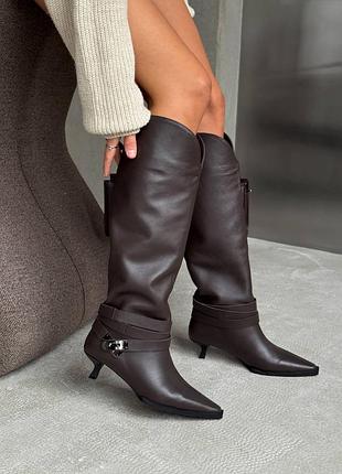 Жокейские сапоги на удобном каблуке
цвет: коричневый | темный шоколад, натуральная кожа, гдеми