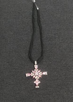 Підвіска хрест зі стразами