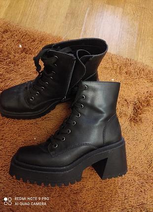 Ботинки 37