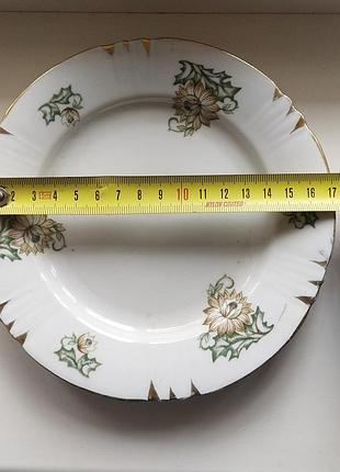 Тарелка 17 см кухонная с цветочным орнаментом