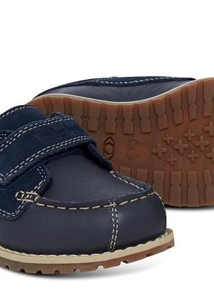 Черевики туфлі