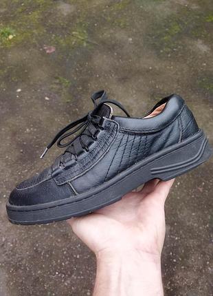 26 см чорні шкіряні напівчеревики демісезонні