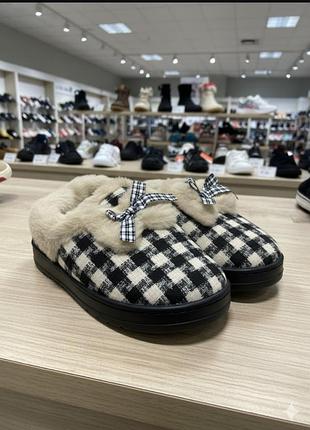 Капці, домашні тапочки пухнасті, теплі. подарунок на свята