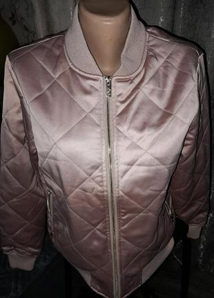 Куртка,ветровка