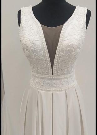 Свадебное платье  атлас
