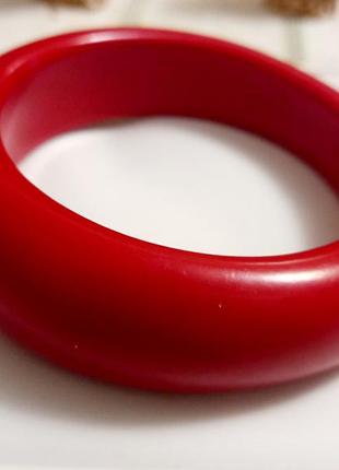 Яркий, винтажный браслет. пластик. англия.