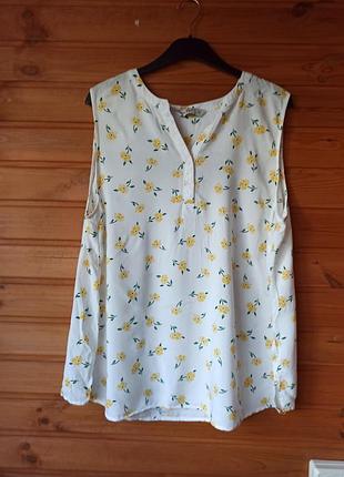 Блузка в цветы р.22
