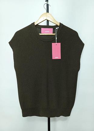 Вязаная жилетка люксового качества