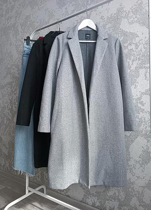 Пальто женское серое кардиган zara.