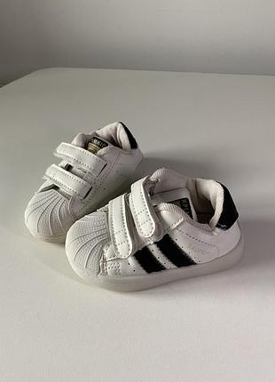 Кросівки 21 розмір 13 см устілка