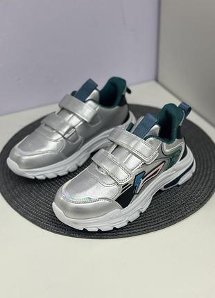 Кросівки на дівчат кеди мокасини сліпони диьячі кросівки осінні кросівки на дівчат