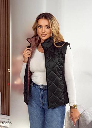 Стильный стеганный жилет большого размера