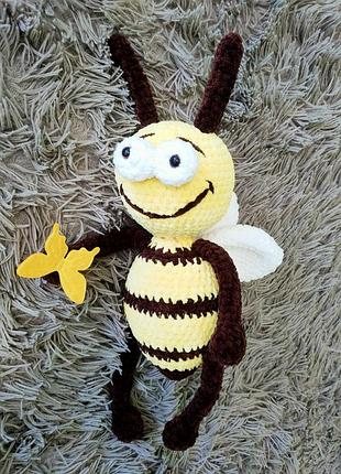 Игрушка желтая пчелка насекомое мягкая вязаная детская ручная работа