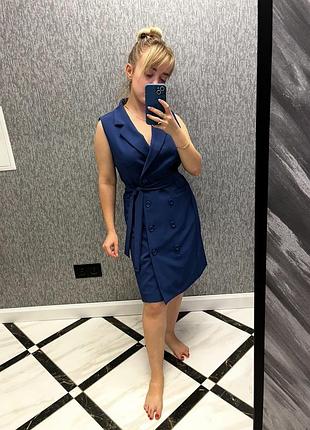 Жіноча сукня