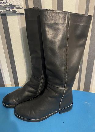 Класичні жіночі чоботи