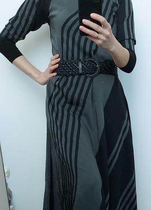 Платье в полоску асимметричного кроя