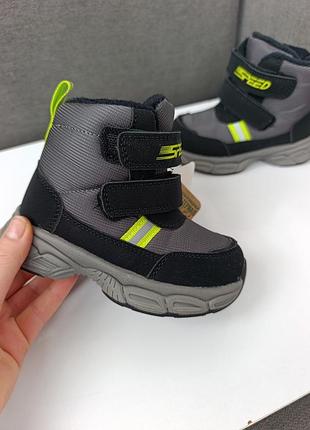 Зимние ботинки детские