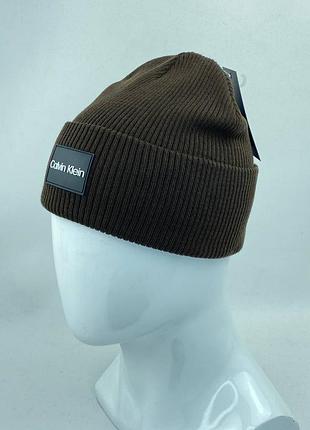 Жіноча шапка лопата колір шоколад