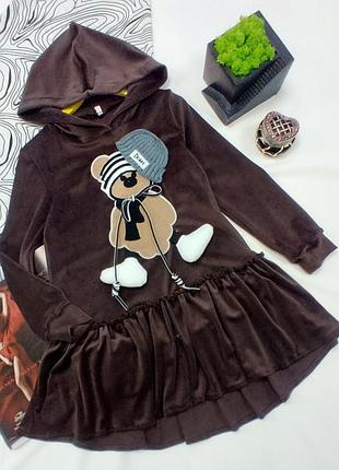 Велюровое платье туника с капюшоном