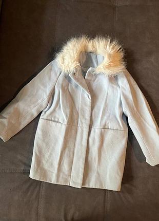 Голубое пальто для девочки
