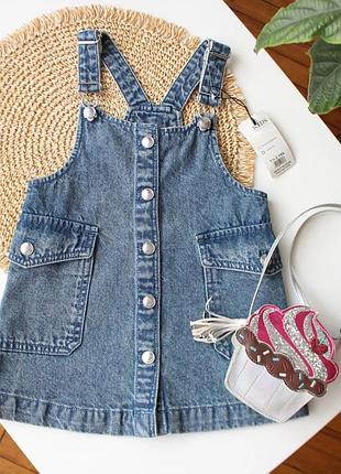 Стильный джинсовый сарафан с карманами peacocks на девочку 1.5-2 года
