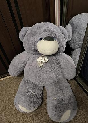 Большая игрушка мишка