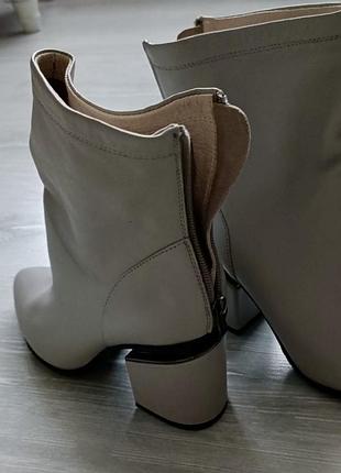 Демісезонні шкіряні ботильйони lady marcia 36 р