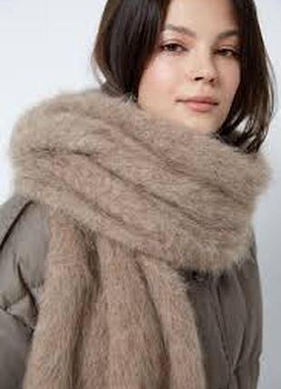 Пуховый шарф платок