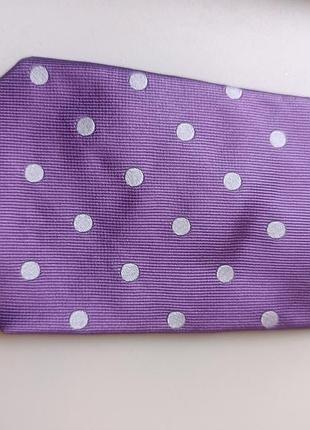 Шелковый галстук в горох.