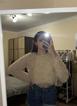 Кофта с перьями